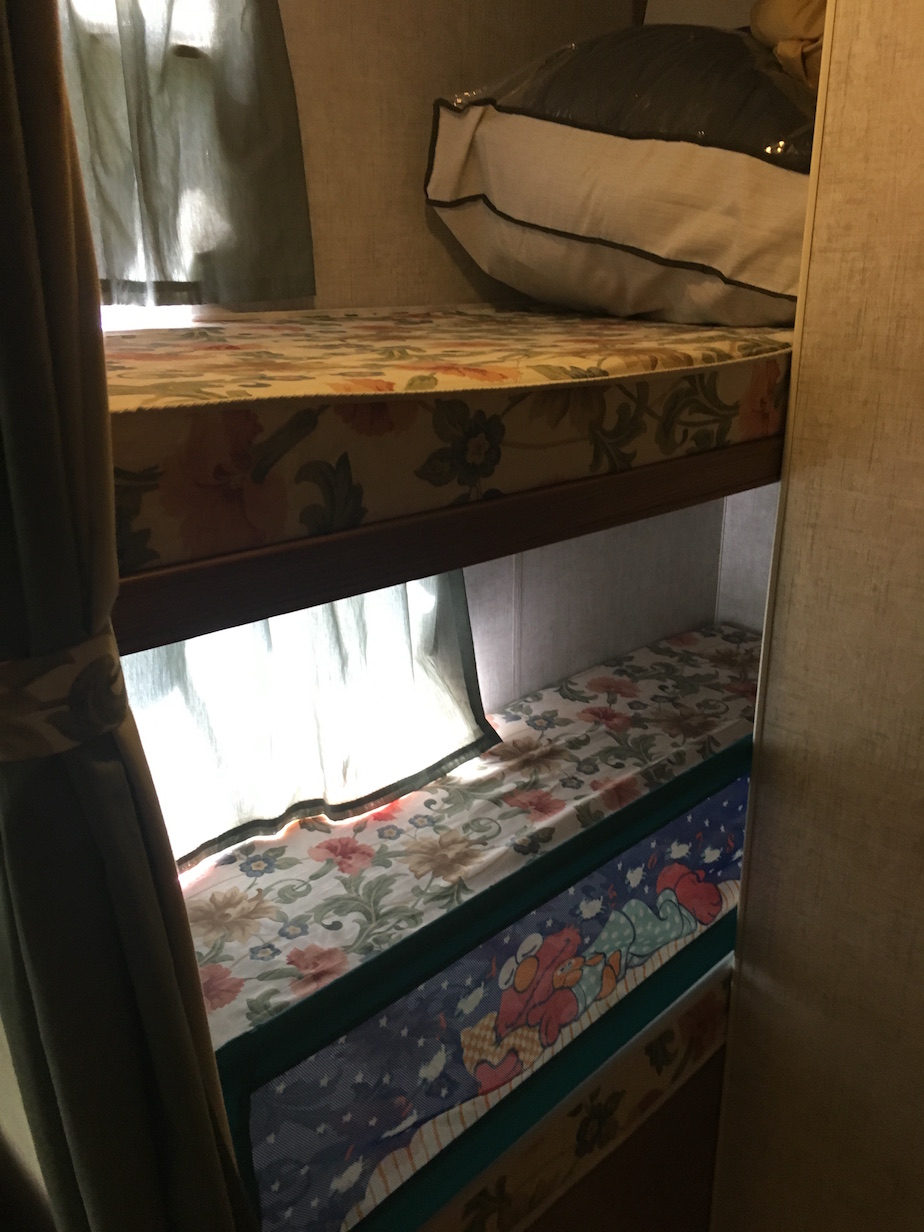 ED3F1FF9-EF42-4FE2-89FF-7DD4D62C560F