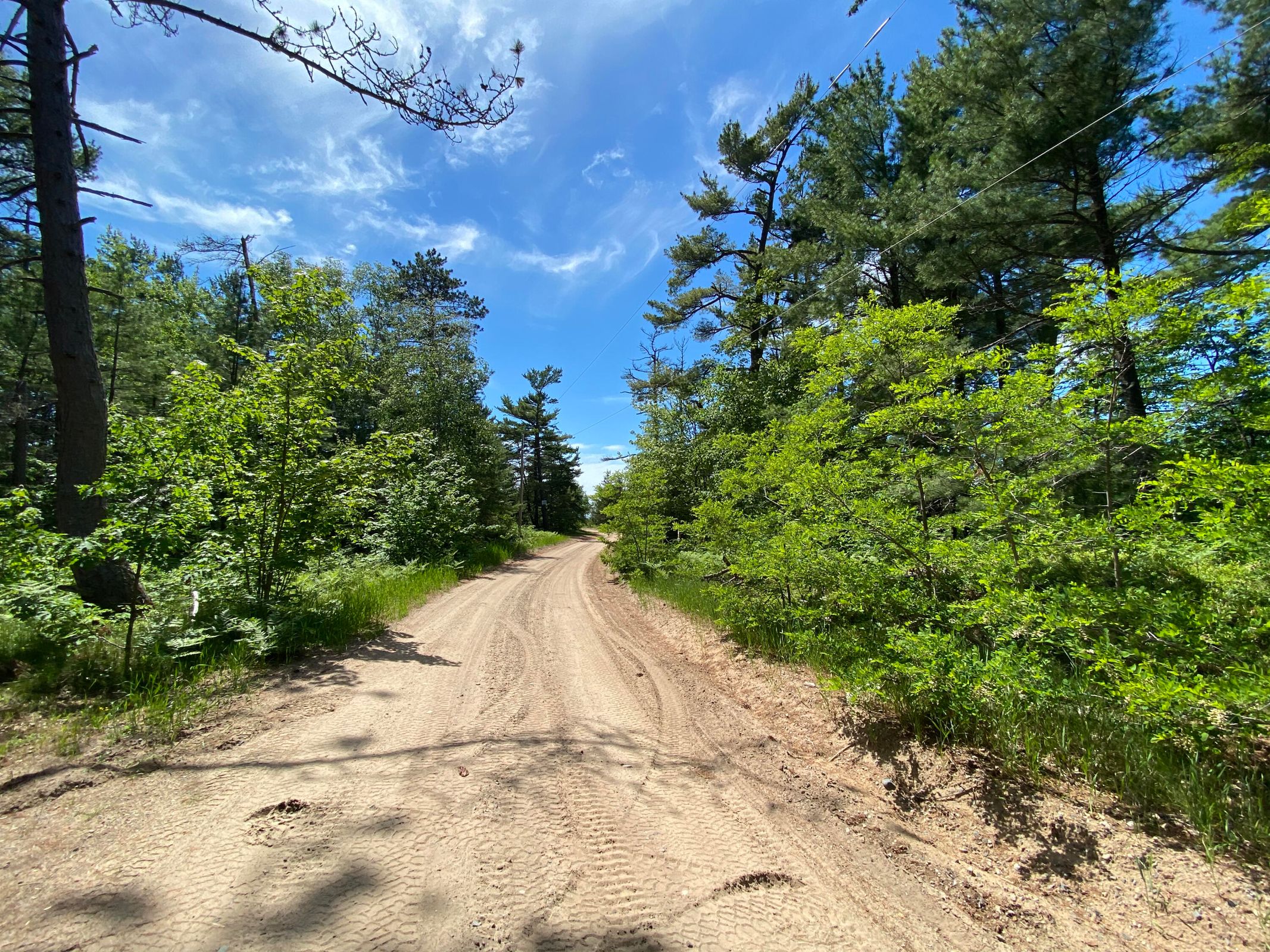 20210615180957064877000000-o